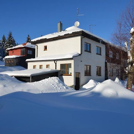 Naproti Klinovci Villa Jáchymov Eksteriør bilde